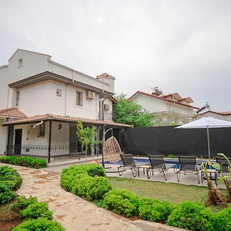 Fethiye Oeluedeniz'De Dag Ve Doga Manzarali Lueks Villa A1 Holiday home