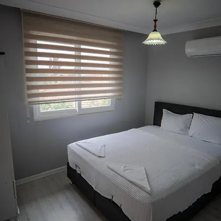 Tatil Evi Fethiye Ölüdeniz'de Dağ ve Doğa Manzaralı Lüks Villa A1 *